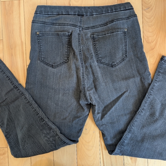 Celebrity Pink Women's Dark Gray Skinny Jeans - Picture 5 of 5